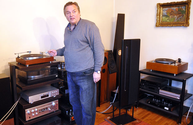 Враћа у живот звук са винила